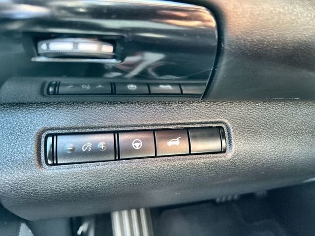 2022 Nissan Pathfinder SV 4WD