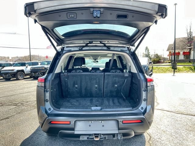 2022 Nissan Pathfinder SV 4WD