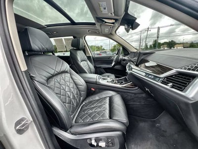 2024 BMW X7 xDrive40i