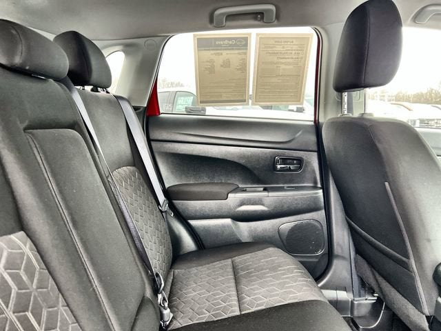 2024 Mitsubishi Outlander Sport S