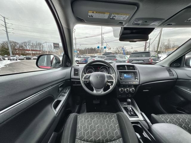 2024 Mitsubishi Outlander Sport S