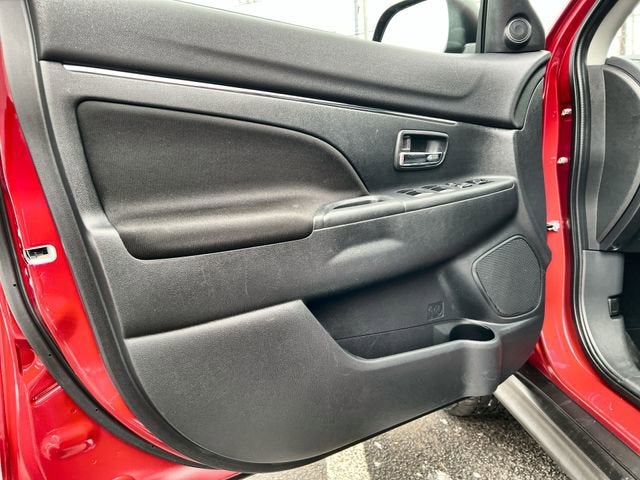 2024 Mitsubishi Outlander Sport S