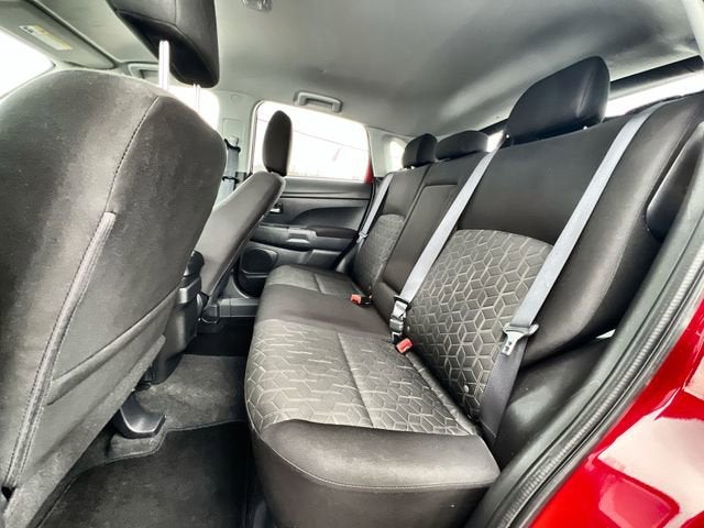 2024 Mitsubishi Outlander Sport S