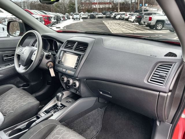 2024 Mitsubishi Outlander Sport S