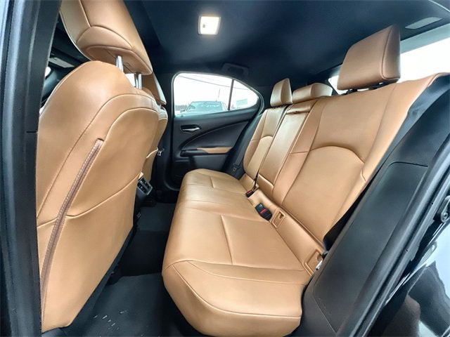 2023 Lexus UX 250h Premium