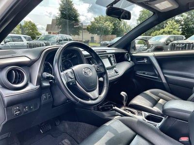 2016 Toyota RAV4 SE