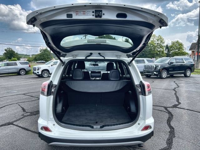2016 Toyota RAV4 SE