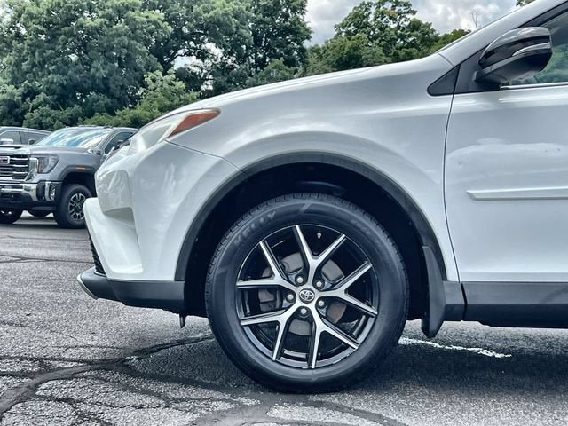 2016 Toyota RAV4 SE