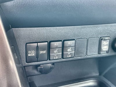 2016 Toyota RAV4 SE