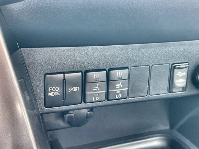 2016 Toyota RAV4 SE