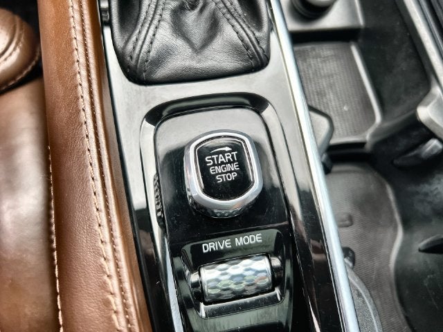 2018 Volvo XC90 T6 Inscription