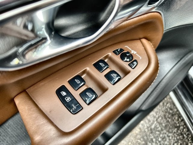 2018 Volvo XC90 T6 Inscription
