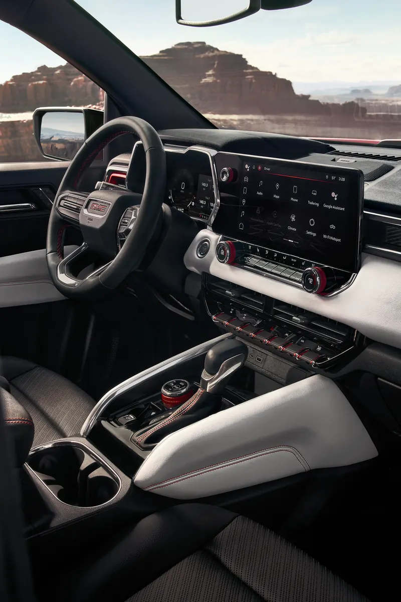 2026 GMC Canyon infotainment system at Wallingford GMC in WALLINGFORD CT