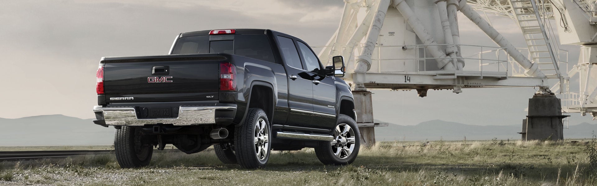 back view of GMC sierra 2500 HD